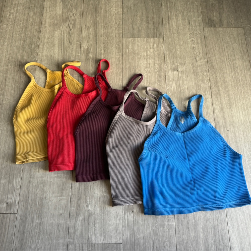5 Happiness Runs Crop size ML yellow, red, maroon, grey, blue